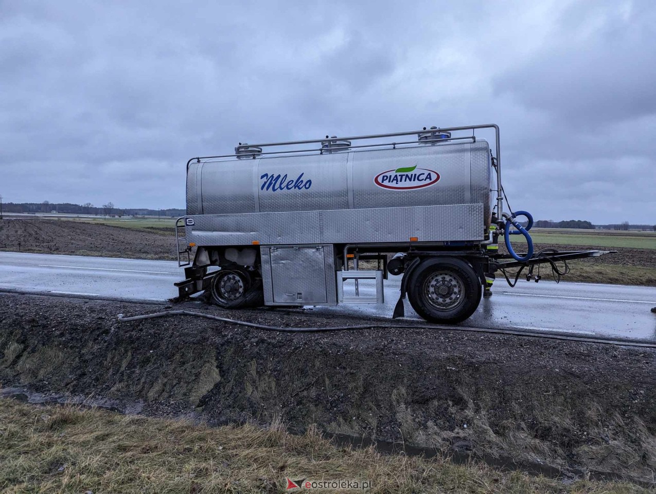 Pożar mleczarki na DK 53 [06.02.2024] - zdjęcie #4 - eOstroleka.pl