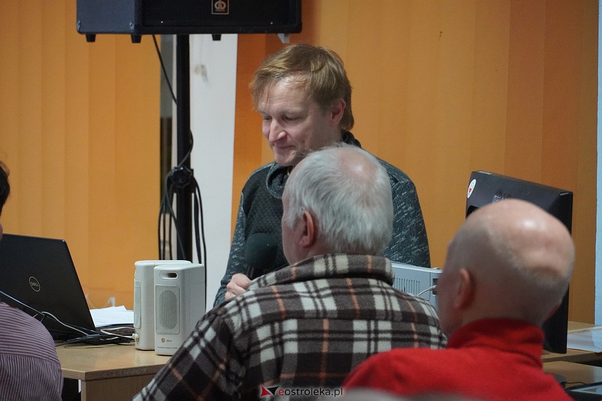 Spotkanie autorskie z Michałem Szulimem w ostrołęckiej bibliotece [06.02.2024] - zdjęcie #6 - eOstroleka.pl