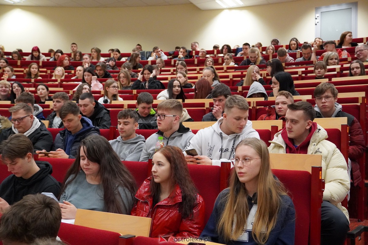 Narkotyki a prawo: Spotkanie z ekspertem w WSAP [7.02.2024] - zdjęcie #15 - eOstroleka.pl