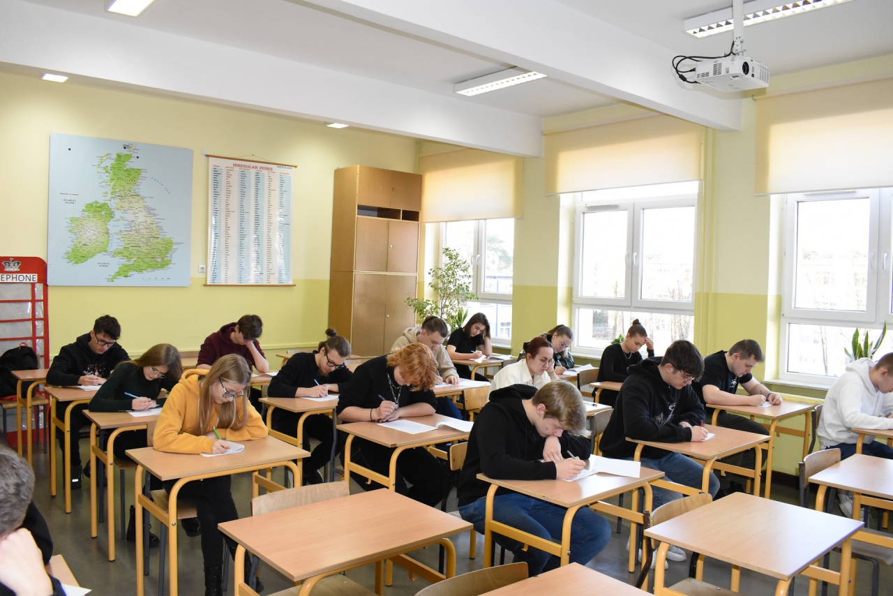 Międzyszkolny Konkurs Języka Angielskiego w ZSZ 2 [8.02.2024] - zdjęcie #4 - eOstroleka.pl