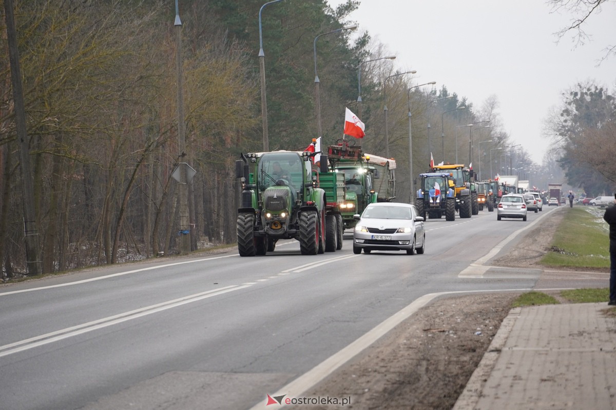 Protest rolników także w Ostrołęce! Ciągniki na ulicach [9.02.2024] - zdjęcie #107 - eOstroleka.pl