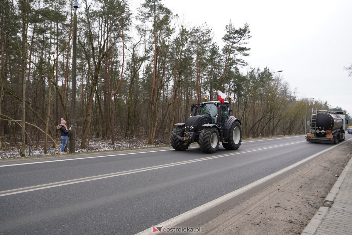 Protest rolników także w Ostrołęce! Ciągniki na ulicach [9.02.2024] - zdjęcie #75 - eOstroleka.pl