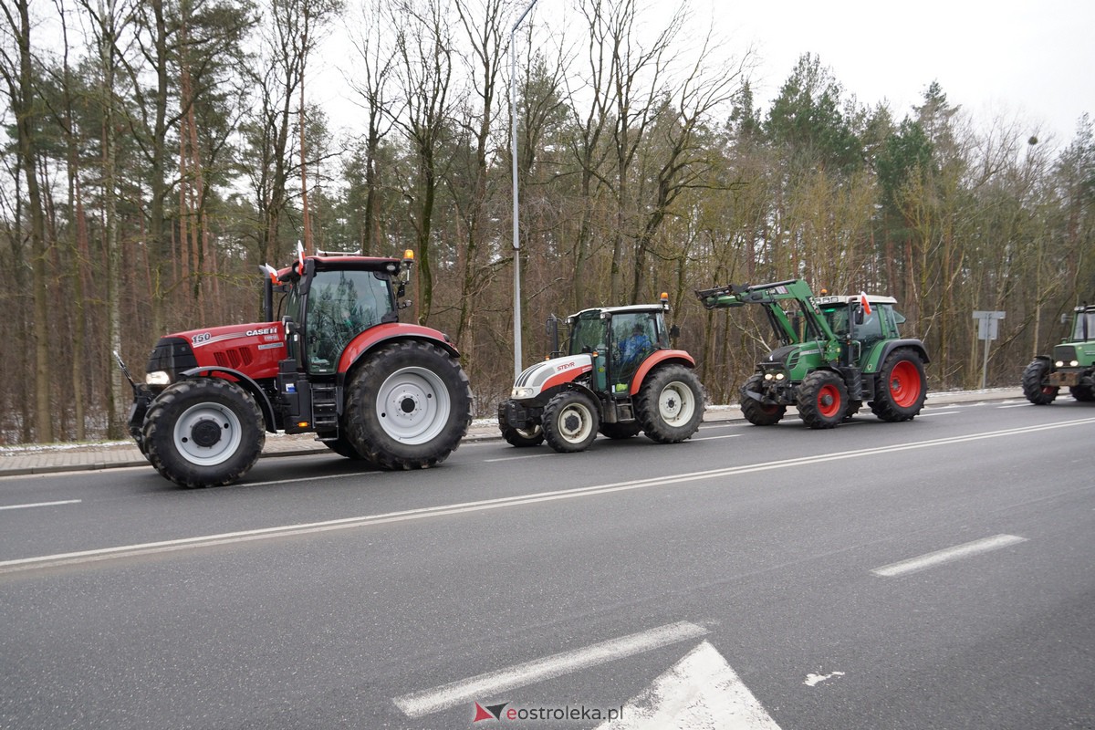 Protest rolników także w Ostrołęce! Ciągniki na ulicach [9.02.2024] - zdjęcie #71 - eOstroleka.pl