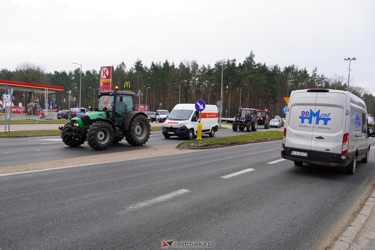 Protest rolników także w Ostrołęce! Ciągniki na ulicach [9.02.2024] - zdjęcie #65 - eOstroleka.pl