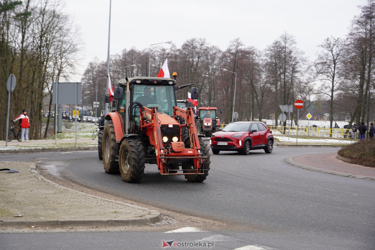 Protest rolników także w Ostrołęce! Ciągniki na ulicach [9.02.2024] - zdjęcie #50 - eOstroleka.pl