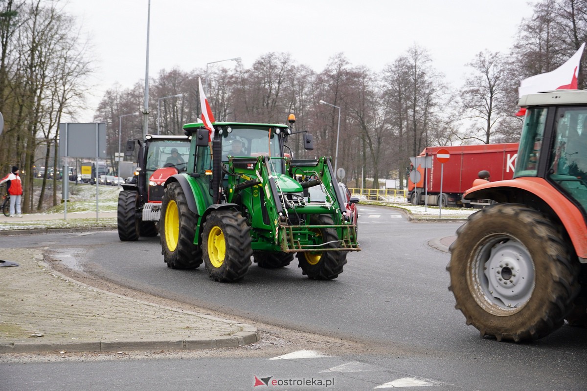 Protest rolników także w Ostrołęce! Ciągniki na ulicach [9.02.2024] - zdjęcie #48 - eOstroleka.pl