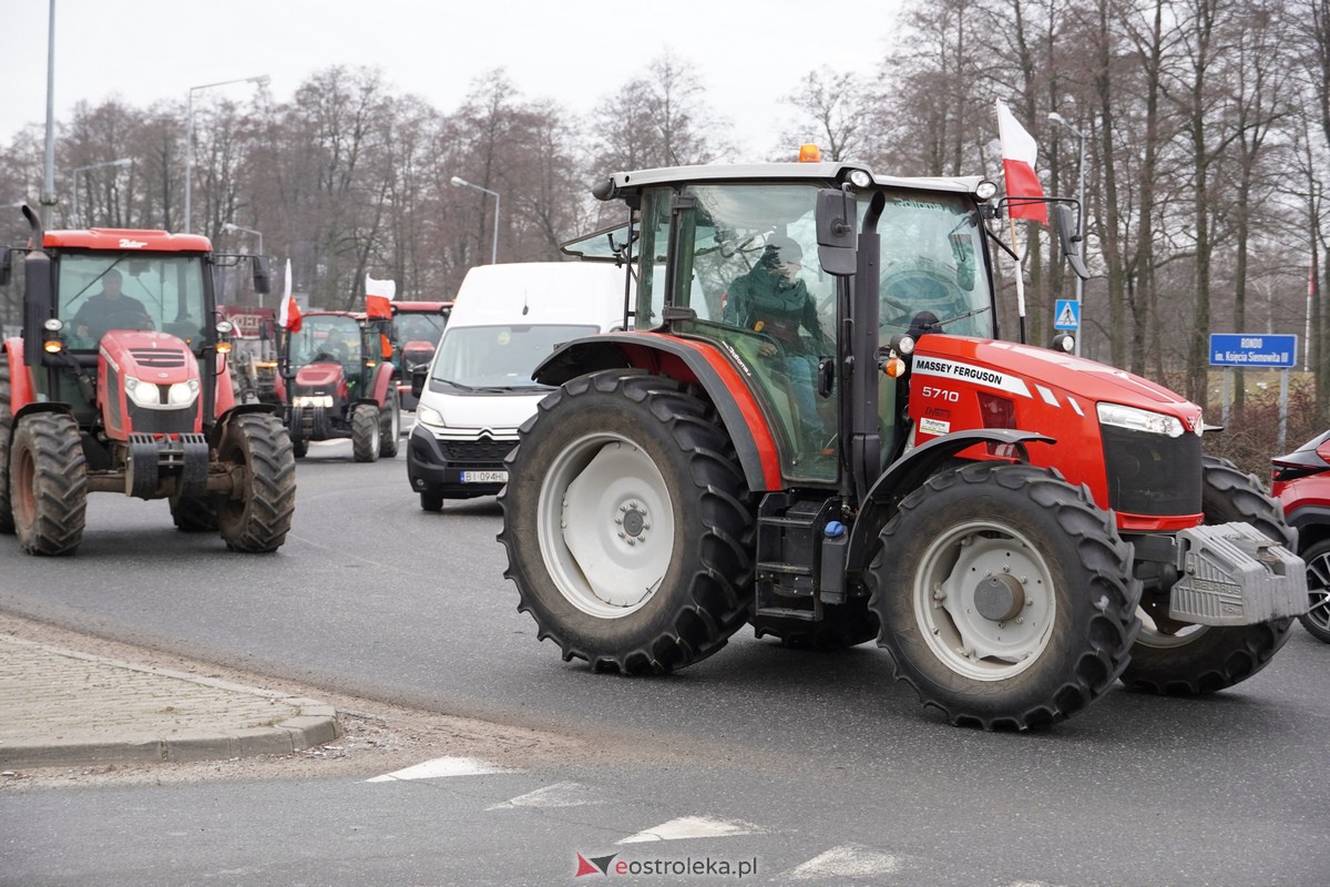 Protest rolników także w Ostrołęce! Ciągniki na ulicach [9.02.2024] - zdjęcie #44 - eOstroleka.pl