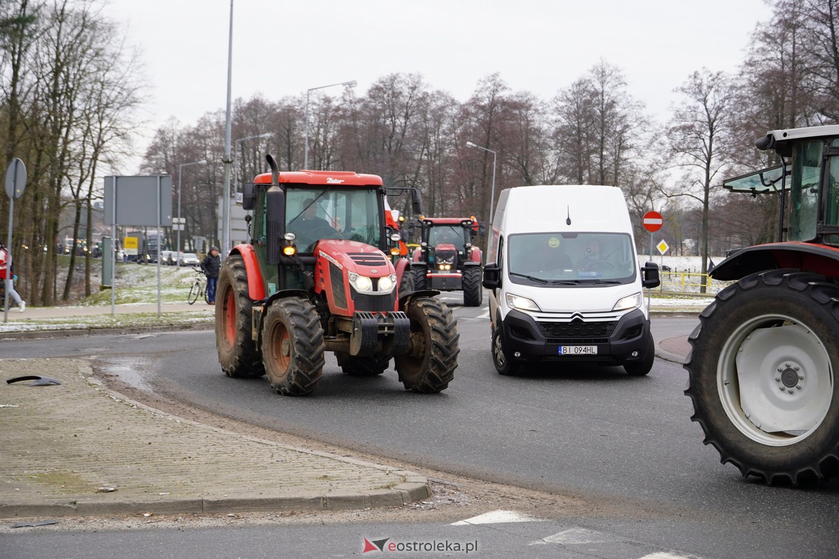 Protest rolników także w Ostrołęce! Ciągniki na ulicach [9.02.2024] - zdjęcie #43 - eOstroleka.pl