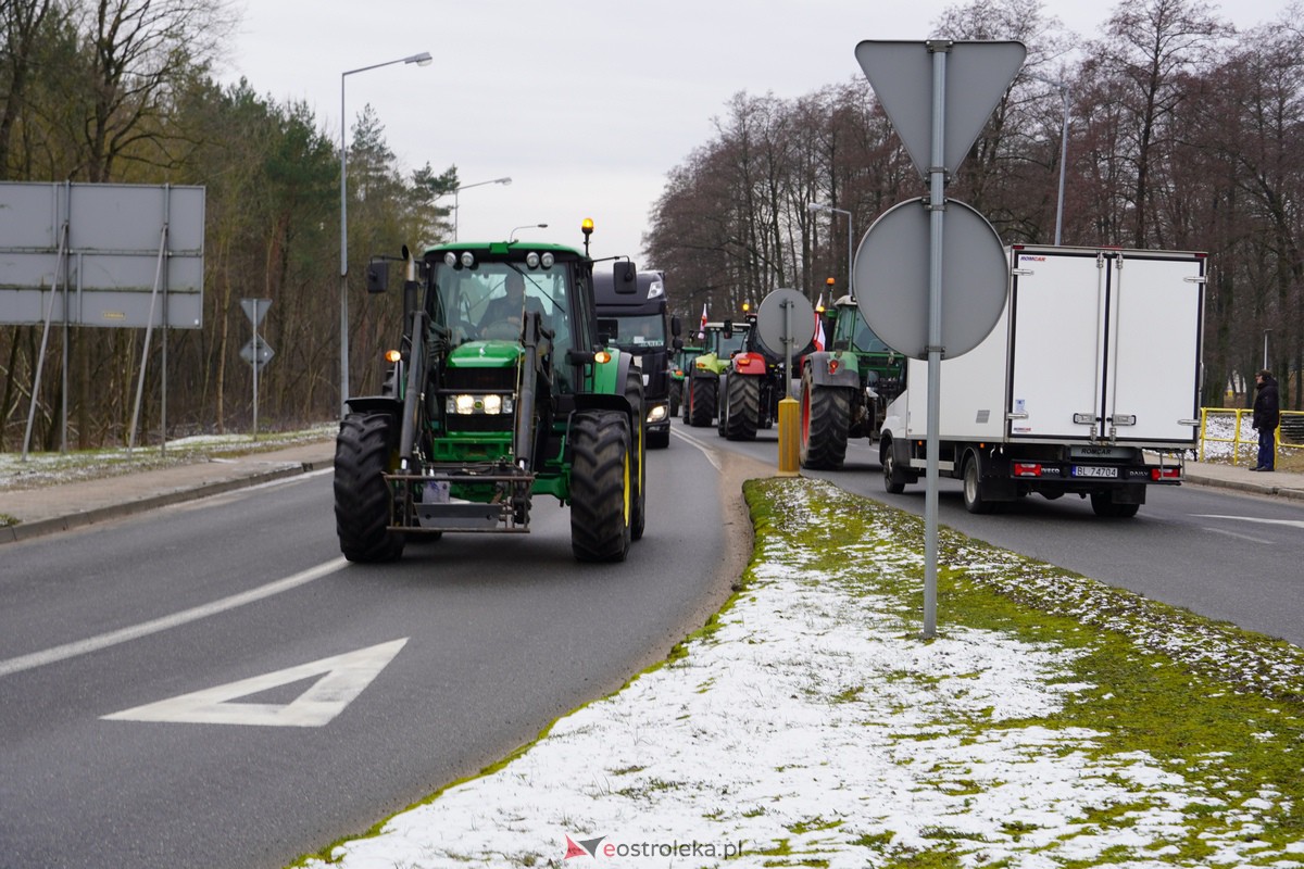 Protest rolników także w Ostrołęce! Ciągniki na ulicach [9.02.2024] - zdjęcie #34 - eOstroleka.pl