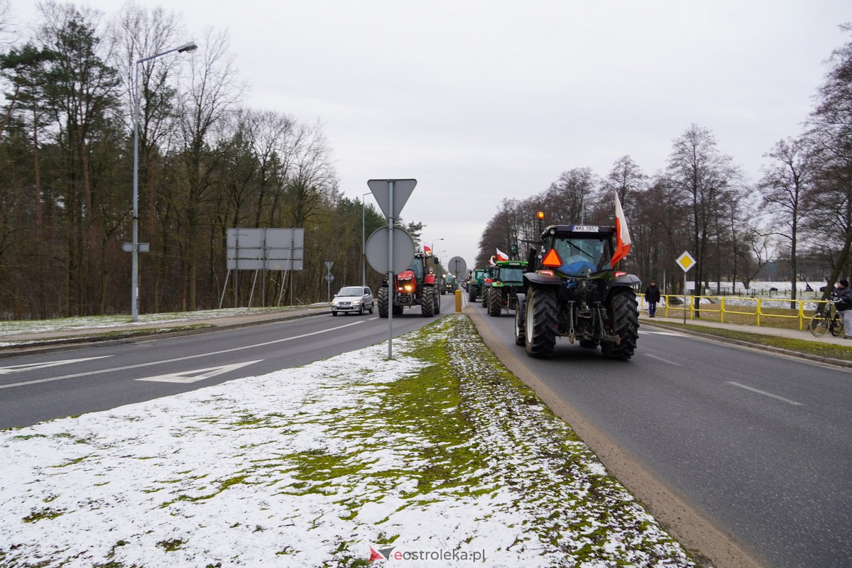 Protest rolników także w Ostrołęce! Ciągniki na ulicach [9.02.2024] - zdjęcie #31 - eOstroleka.pl
