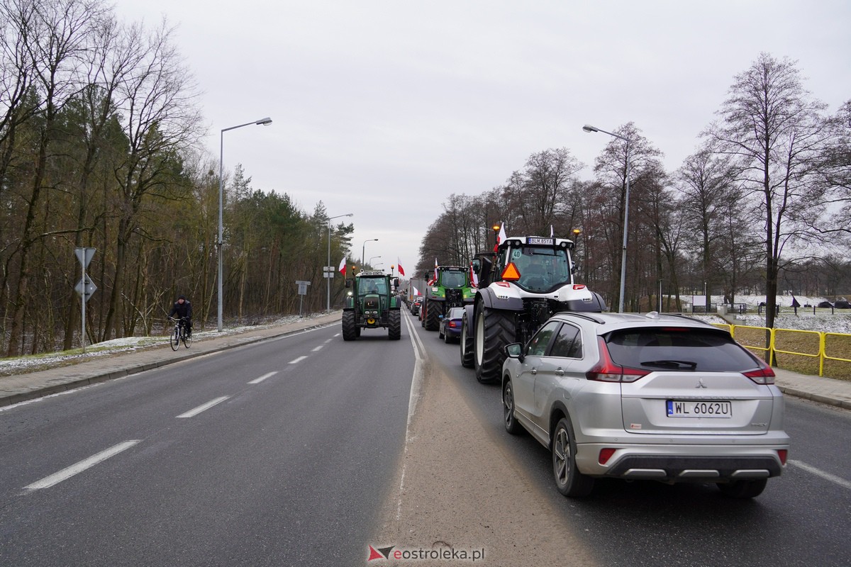 Protest rolników także w Ostrołęce! Ciągniki na ulicach [9.02.2024] - zdjęcie #22 - eOstroleka.pl