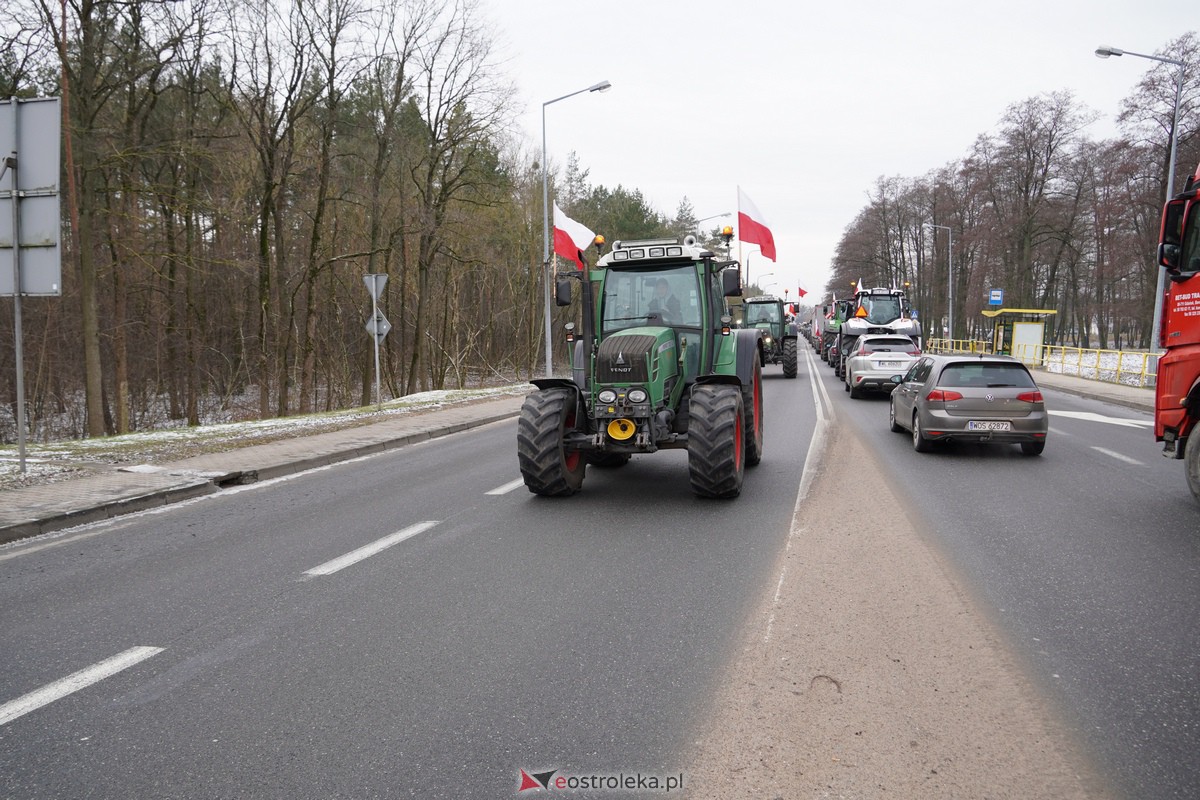 Protest rolników także w Ostrołęce! Ciągniki na ulicach [9.02.2024] - zdjęcie #20 - eOstroleka.pl