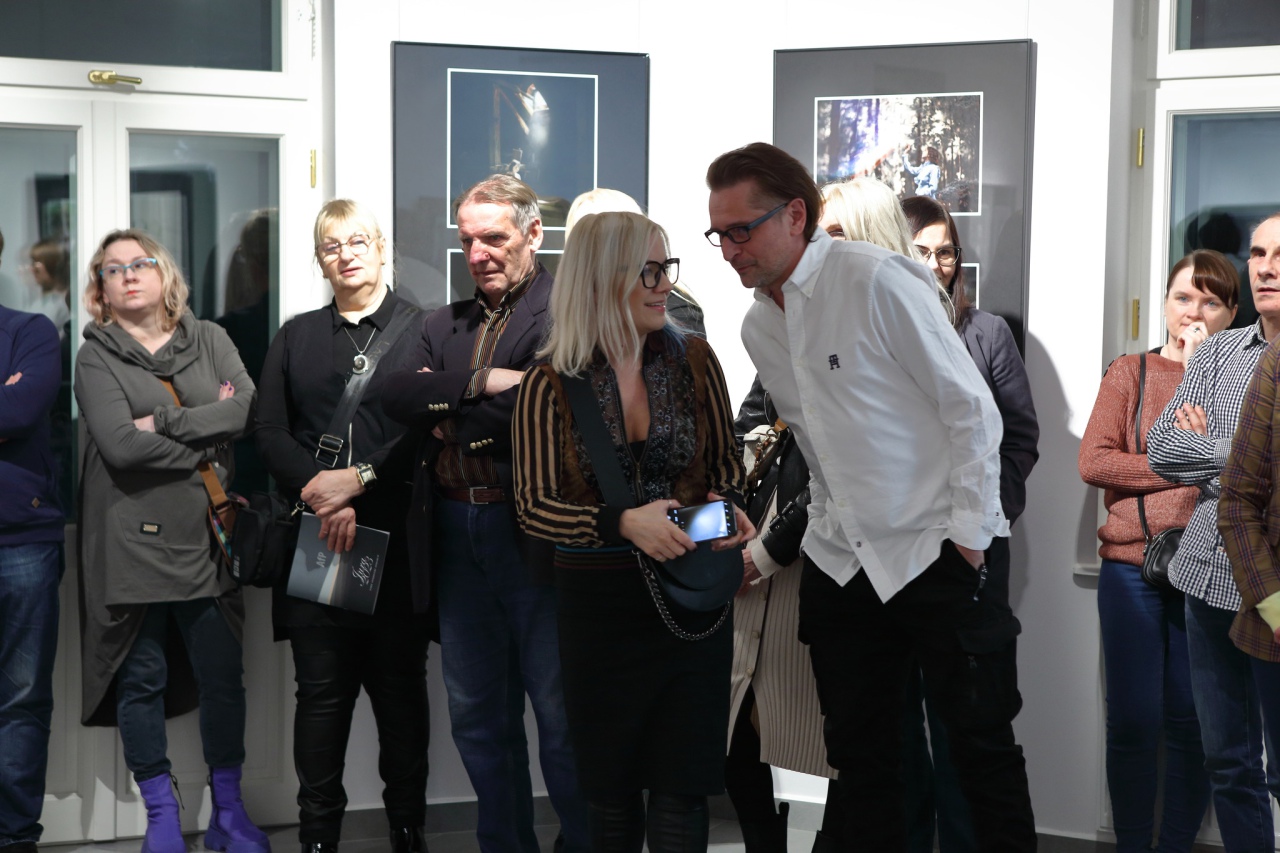 Wernisaż wystawy Jura 2023 w Galerii Ostrołęka [09.02.2024] - zdjęcie #7 - eOstroleka.pl