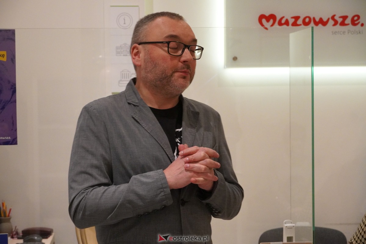 Ostrołęka: Wernisaż wystawy Ukraina przed wiekami w Muzeum Kultury Kurpiowskiej [09.02.2024] - zdjęcie #12 - eOstroleka.pl