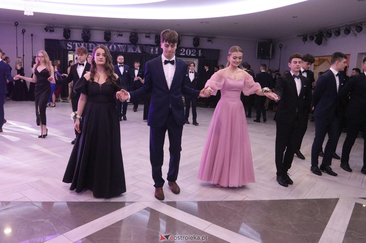 Studniówka II LO w Ostrołęce 2024 [10.02.2024] - zdjęcie #212 - eOstroleka.pl
