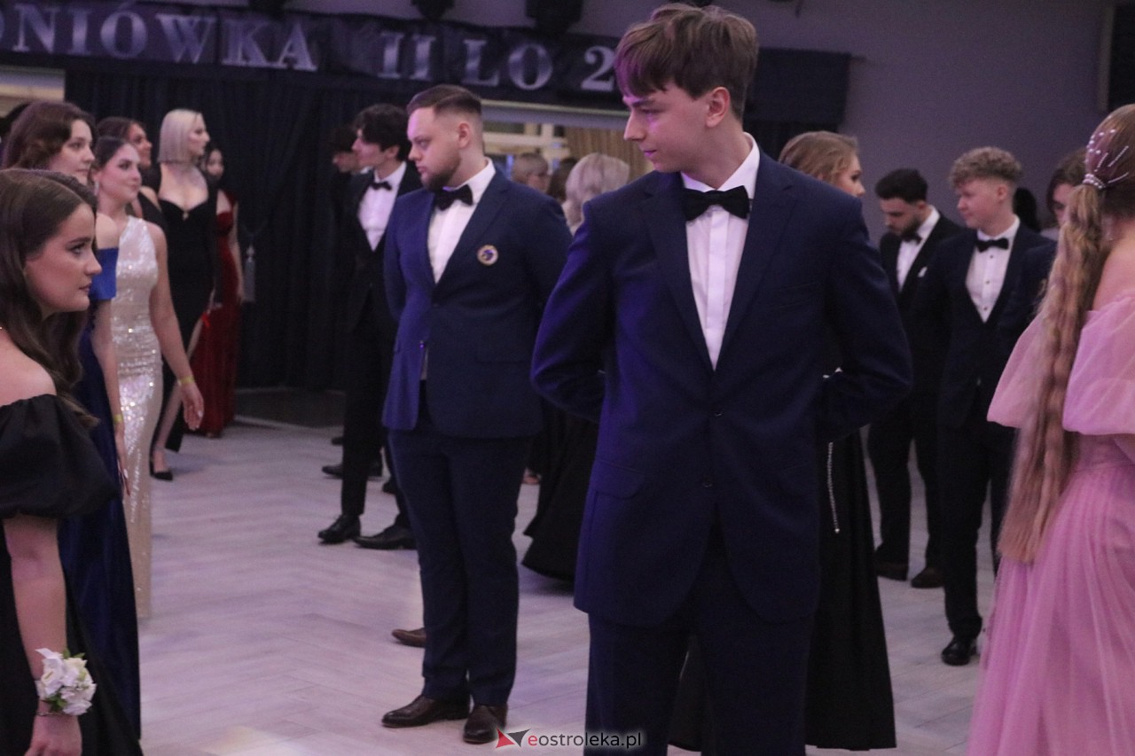 Studniówka II LO w Ostrołęce 2024 [10.02.2024] - zdjęcie #206 - eOstroleka.pl