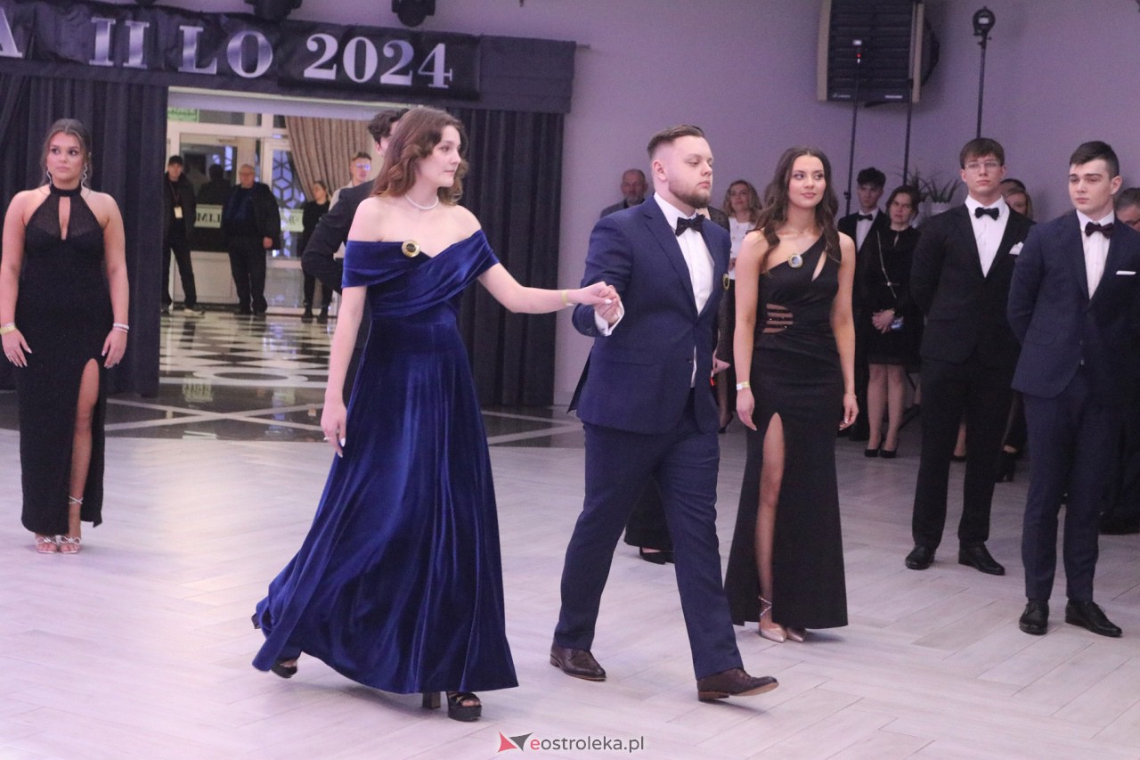 Studniówka II LO w Ostrołęce 2024 [10.02.2024] - zdjęcie #164 - eOstroleka.pl