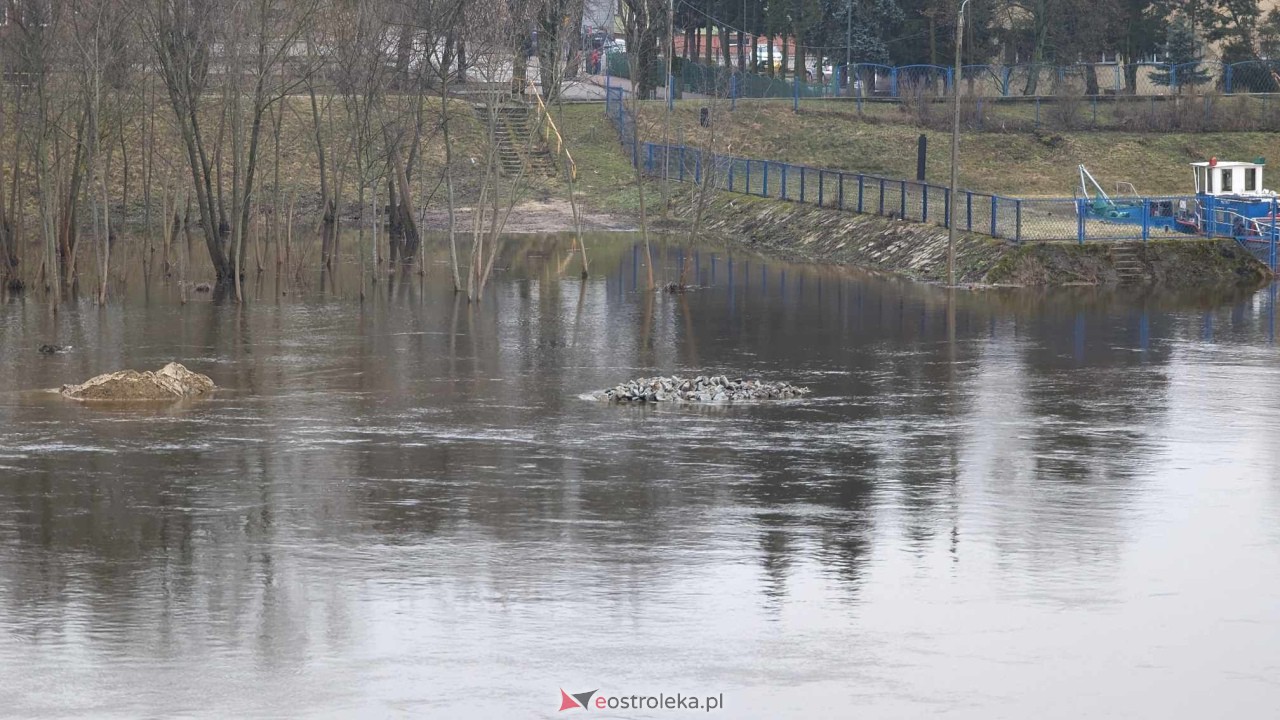 Poziom wody w Narwi - stan z 11 lutego 2024 [11.02.2024] - zdjęcie #41 - eOstroleka.pl