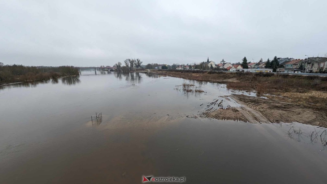 Poziom wody w Narwi - stan z 11 lutego 2024 [11.02.2024] - zdjęcie #45 - eOstroleka.pl