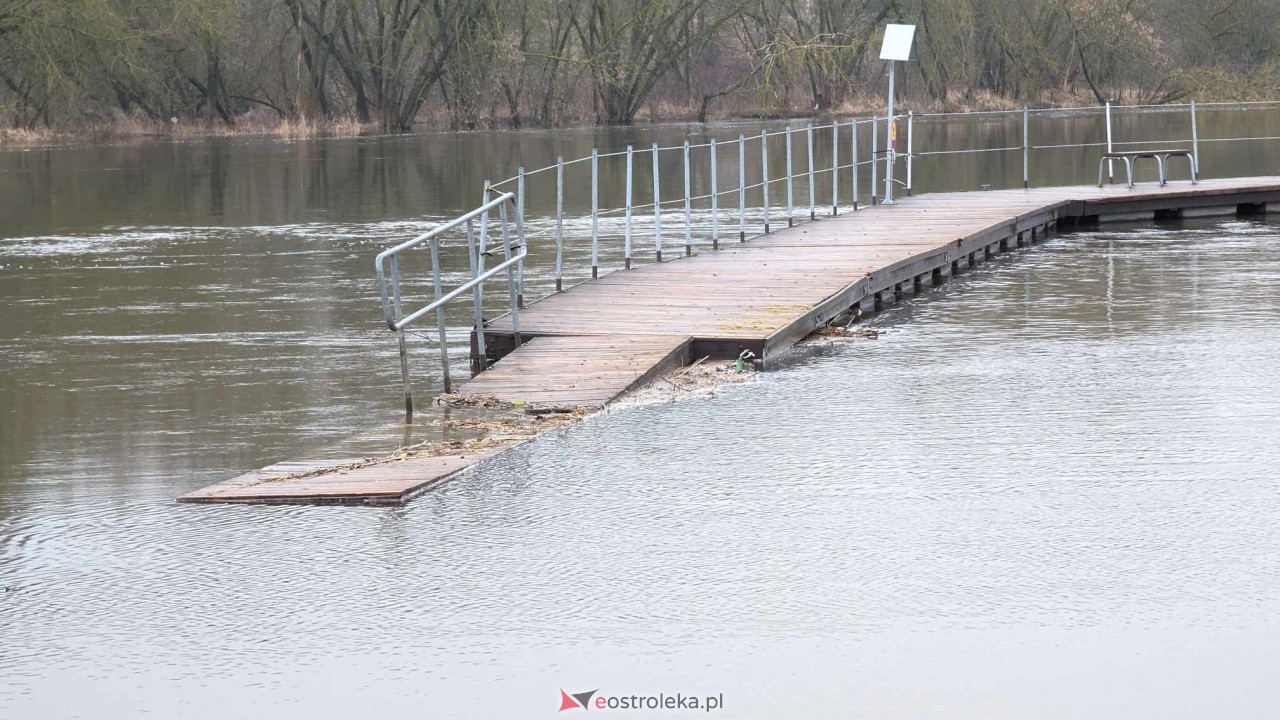 Poziom wody w Narwi - stan z 11 lutego 2024 [11.02.2024] - zdjęcie #57 - eOstroleka.pl