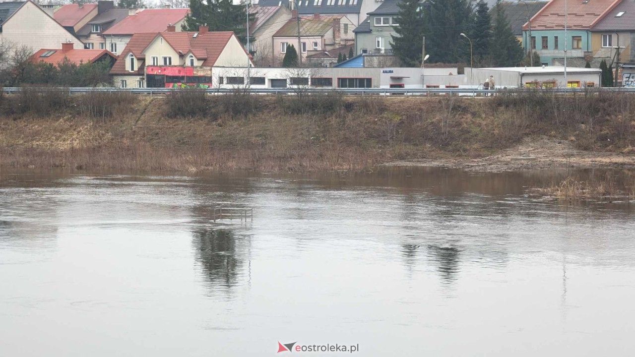 Poziom wody w Narwi - stan z 11 lutego 2024 [11.02.2024] - zdjęcie #93 - eOstroleka.pl