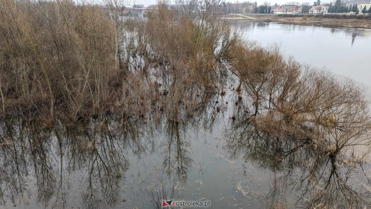 Poziom wody w Narwi - stan z 11 lutego 2024 [11.02.2024] - zdjęcie #94 - eOstroleka.pl