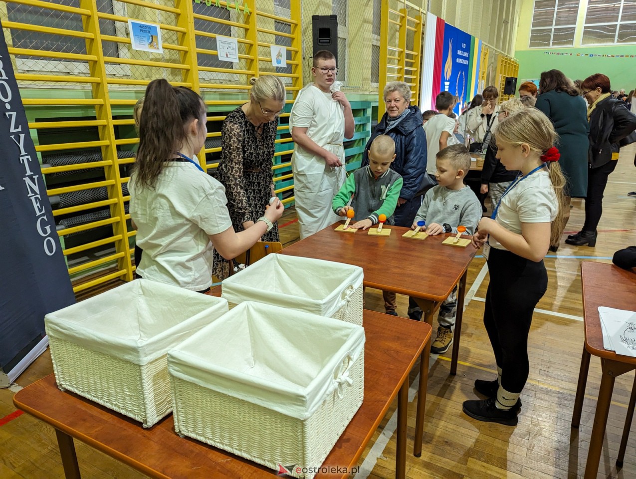 Spotkanie z Zeusem Olimpijczykiem w Szkole Podstawowej nr 2 [16.02.2024] - zdjęcie #29 - eOstroleka.pl