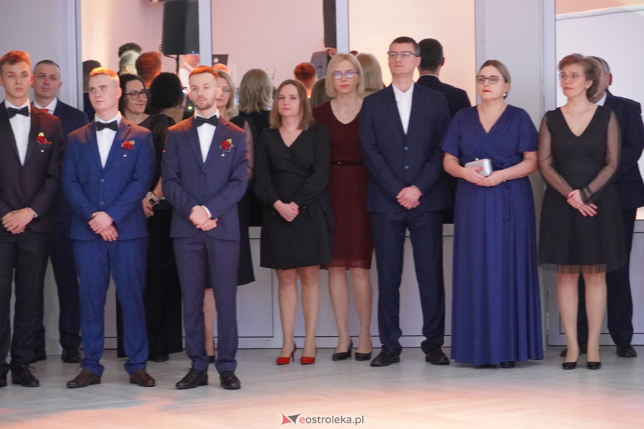 Studniówka ZSZ 1 w Ostrołęce [17.02.2024] - zdjęcie #209 - eOstroleka.pl