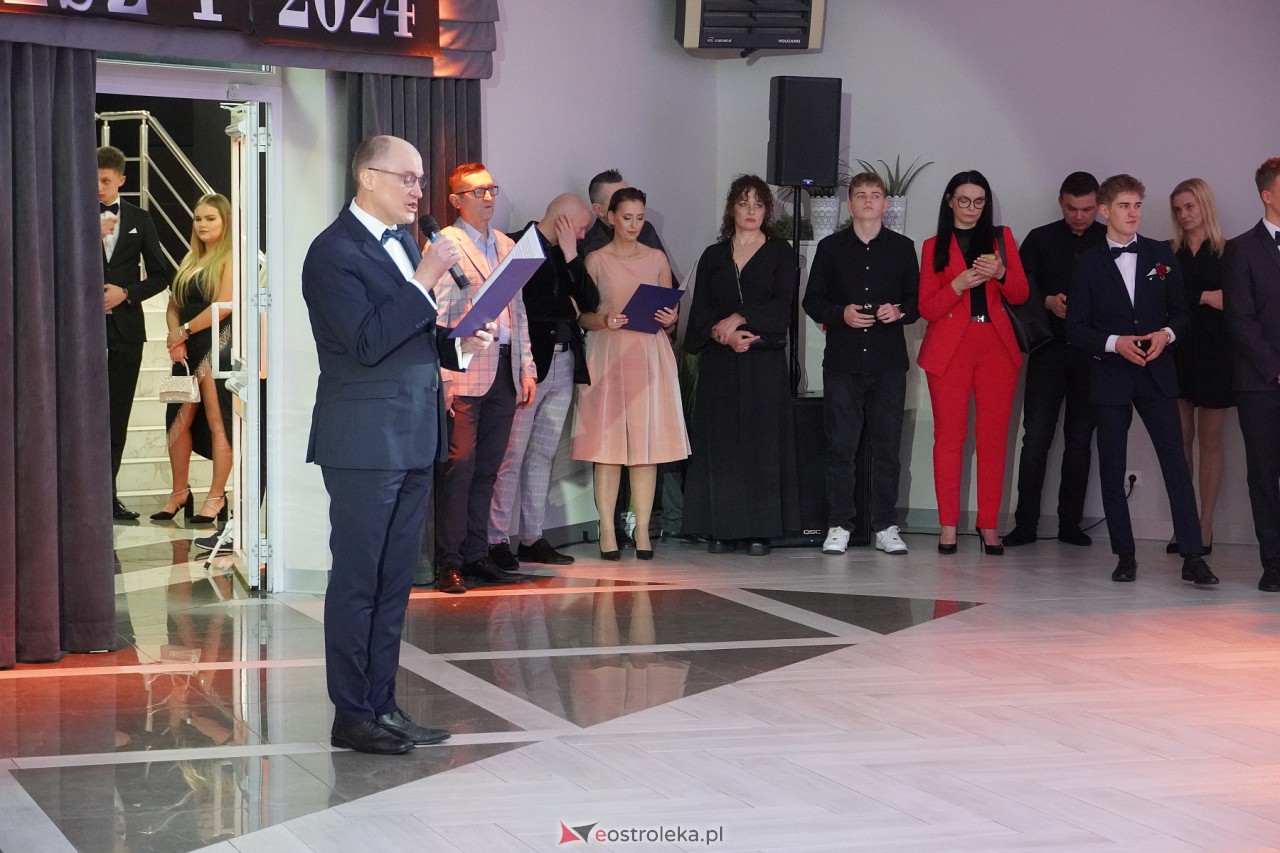 Studniówka ZSZ 1 w Ostrołęce [17.02.2024] - zdjęcie #207 - eOstroleka.pl