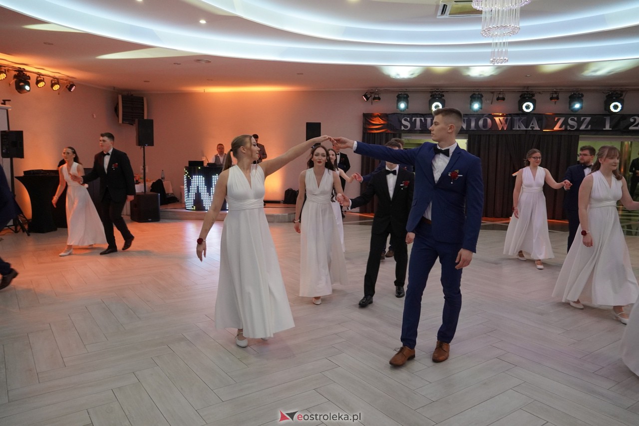 Studniówka ZSZ 1 w Ostrołęce [17.02.2024] - zdjęcie #182 - eOstroleka.pl