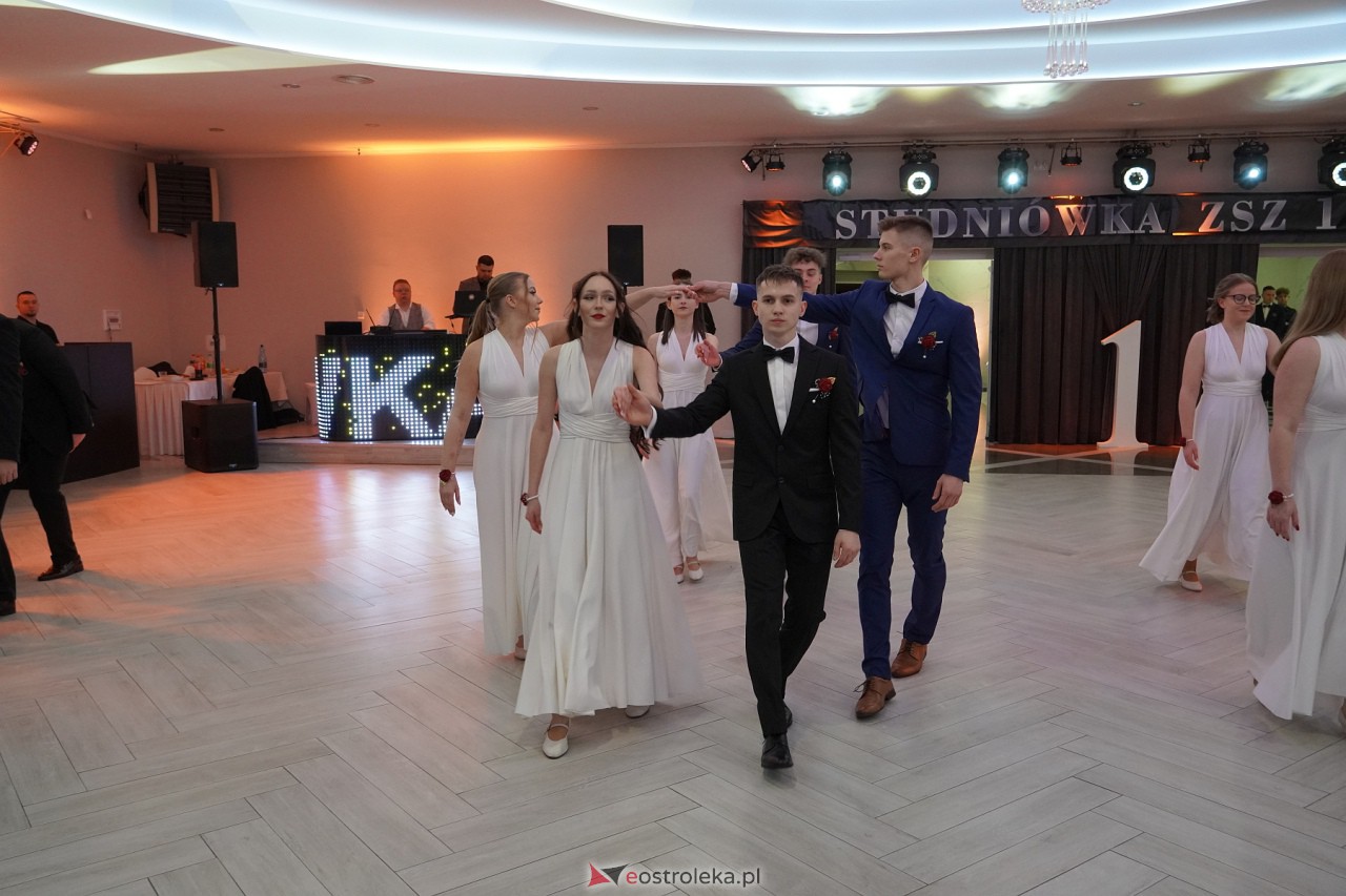 Studniówka ZSZ 1 w Ostrołęce [17.02.2024] - zdjęcie #181 - eOstroleka.pl