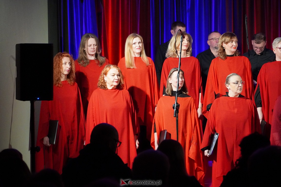 Koncert Love Story Ostrołęckiego Chóru Kameralnego [18.02.2024] - zdjęcie #19 - eOstroleka.pl