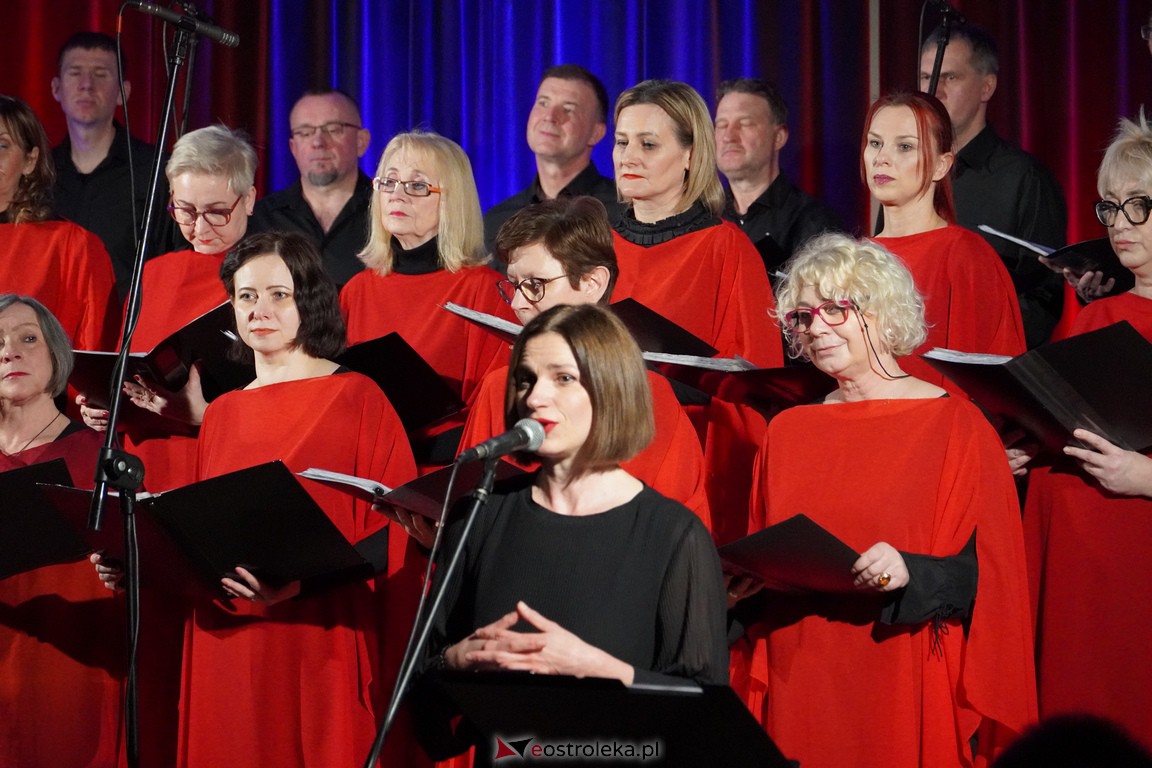 Koncert Love Story Ostrołęckiego Chóru Kameralnego [18.02.2024] - zdjęcie #6 - eOstroleka.pl