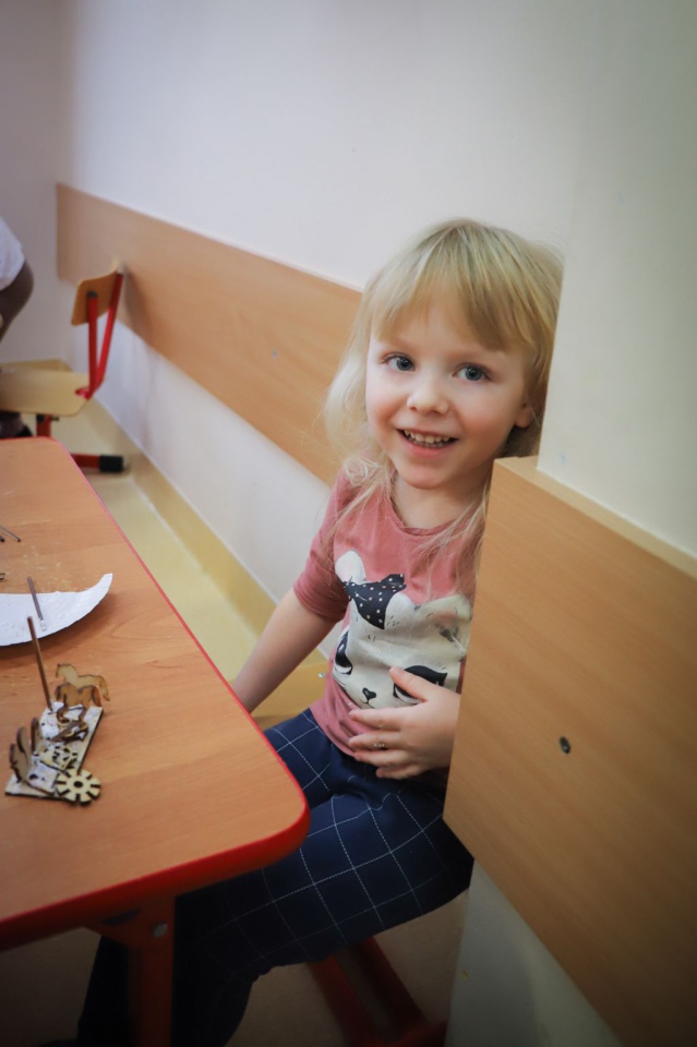 Warsztaty Bajkowy Ogród Wartości w Przedszkolu Miejskim - zdjęcie #33 - eOstroleka.pl