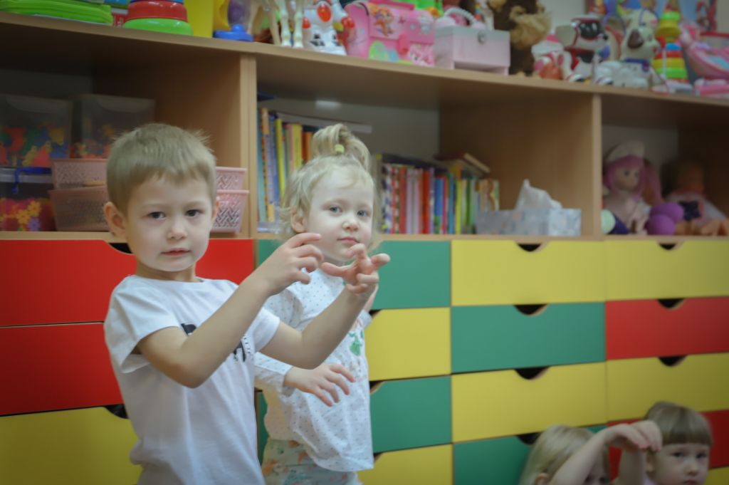 Warsztaty Bajkowy Ogród Wartości w Przedszkolu Miejskim - zdjęcie #19 - eOstroleka.pl