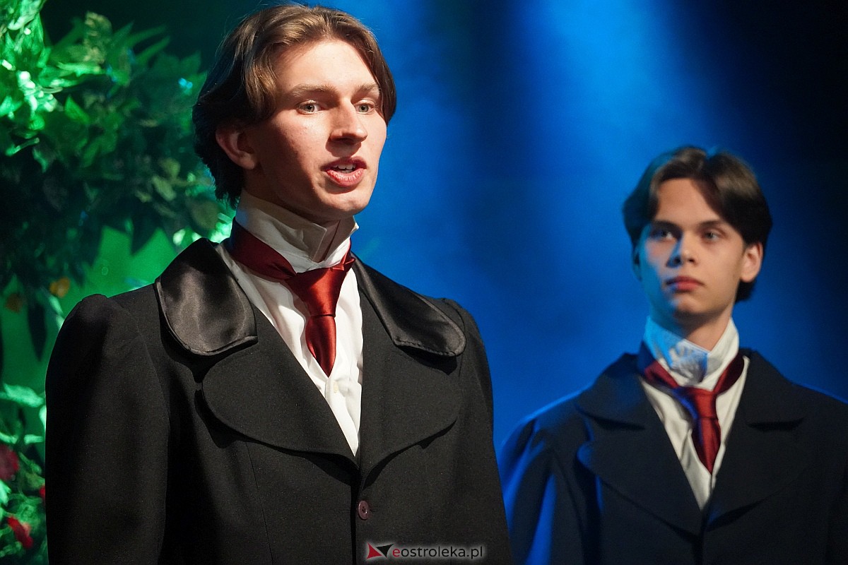 Spektakl “Pierwsza lepsza” w Klubie Oczko [23.02.2024] - zdjęcie #25 - eOstroleka.pl