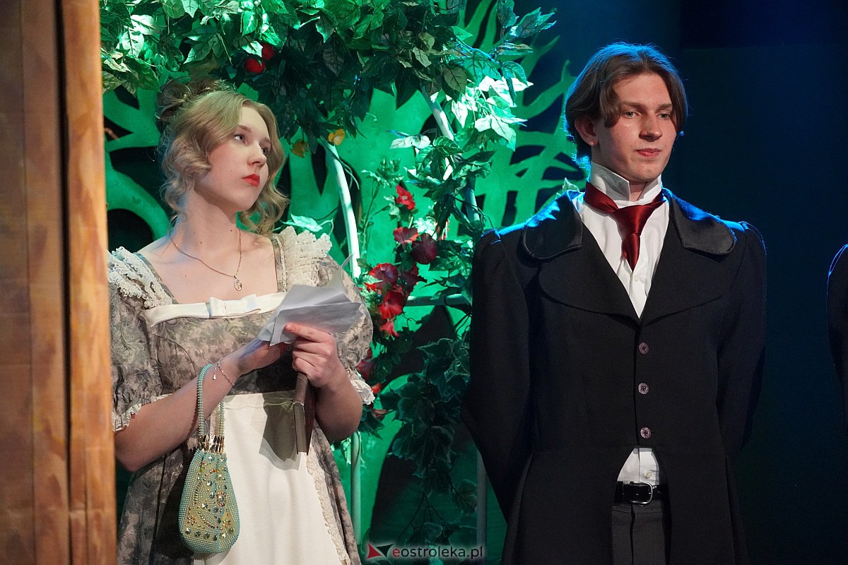 Spektakl “Pierwsza lepsza” w Klubie Oczko [23.02.2024] - zdjęcie #9 - eOstroleka.pl