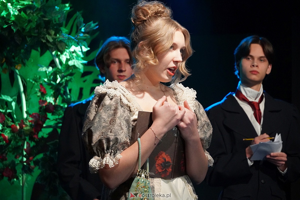 Spektakl “Pierwsza lepsza” w Klubie Oczko [23.02.2024] - zdjęcie #6 - eOstroleka.pl