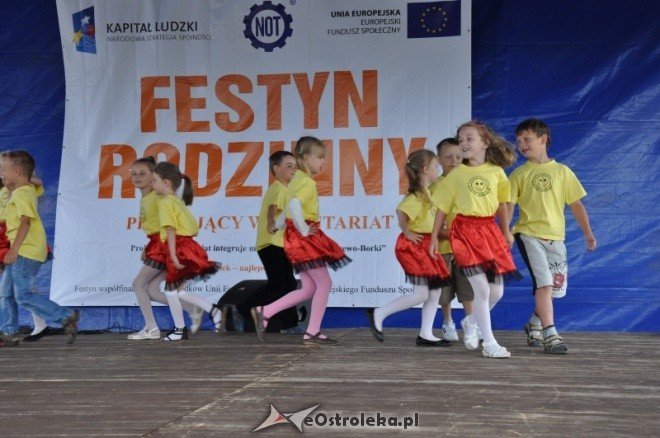 Olszewo Borki: Festyn rodzinny promujący wolontariat (12.VI.2011) - zdjęcie #11 - eOstroleka.pl