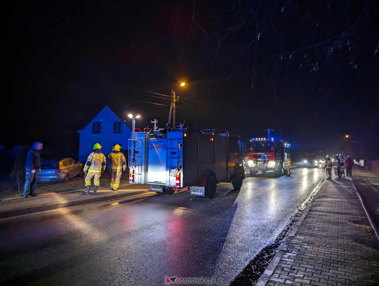 Wypadek na trasie Zamość Troszyn [23.02.2024] - zdjęcie #2 - eOstroleka.pl