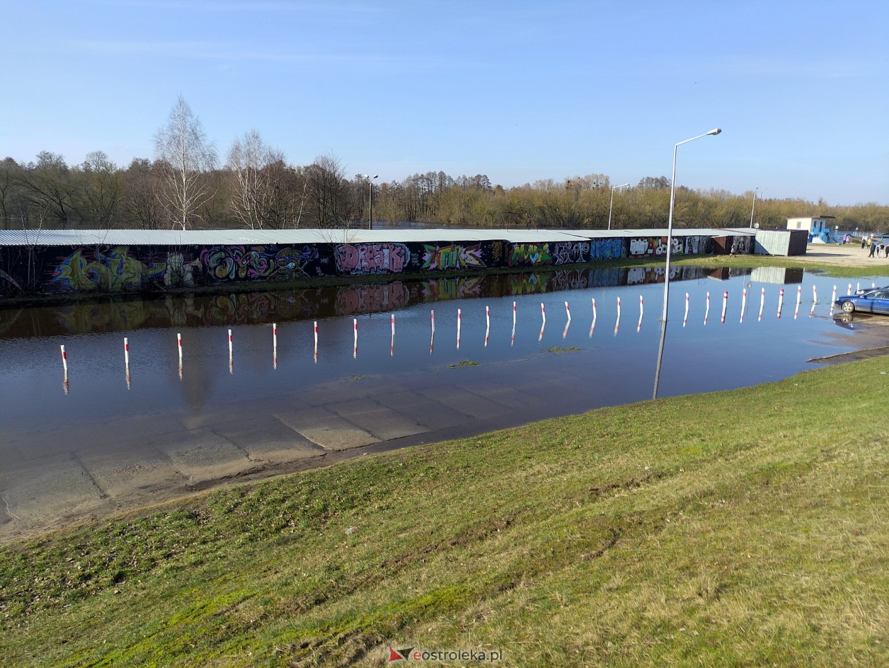 Wysoki stan rzeki Narew [25.02.2024] - zdjęcie #34 - eOstroleka.pl