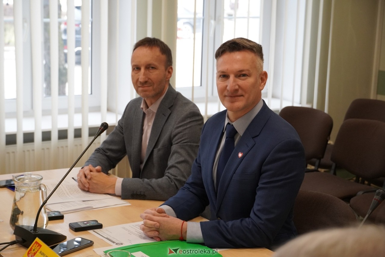 Sesja Rady Miasta Ostrołęki [29.02.2023] - zdjęcie #11 - eOstroleka.pl