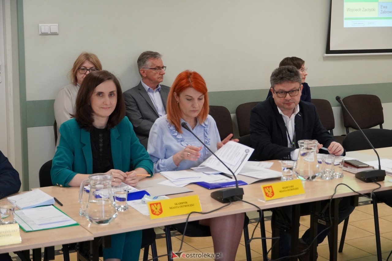 Sesja Rady Miasta Ostrołęki [29.02.2023] - zdjęcie #5 - eOstroleka.pl