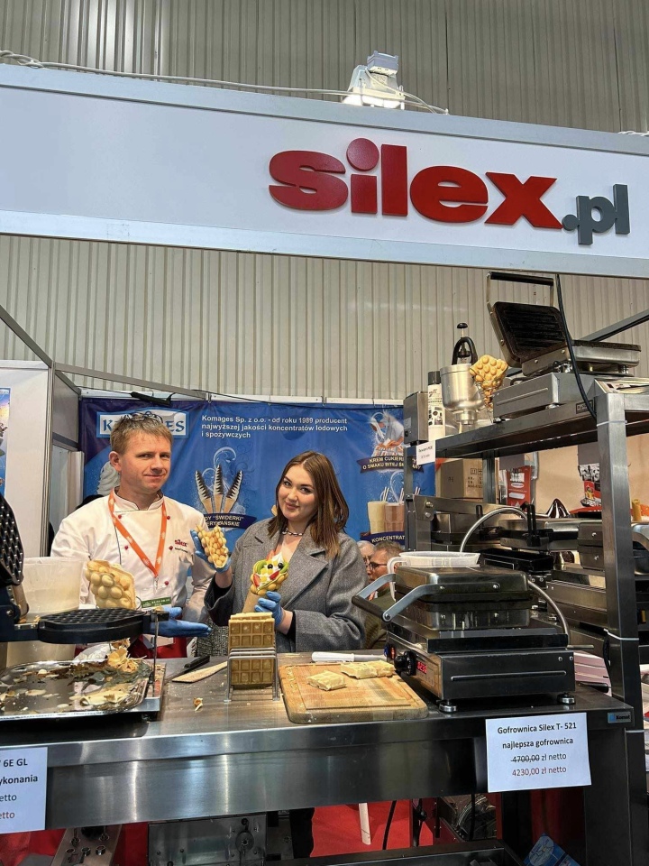 Słodkie inspiracje - uczniowie ZSZ 4 w Ostrołęce na targach Expo Sweet - zdjęcie #29 - eOstroleka.pl