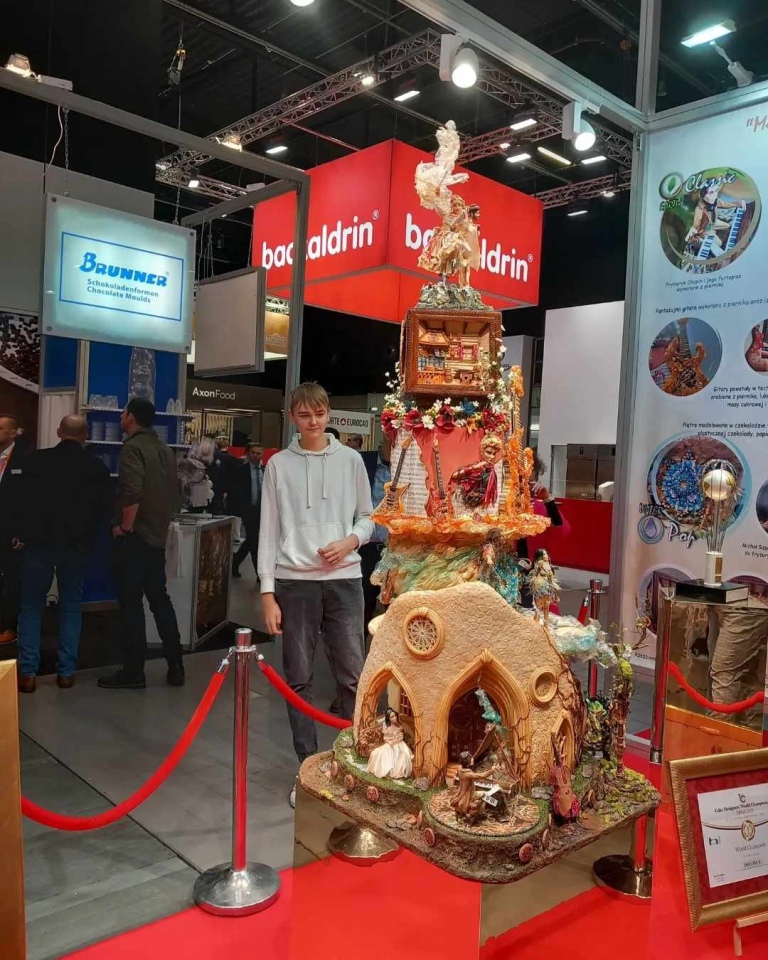 Słodkie inspiracje - uczniowie ZSZ 4 w Ostrołęce na targach Expo Sweet - zdjęcie #21 - eOstroleka.pl