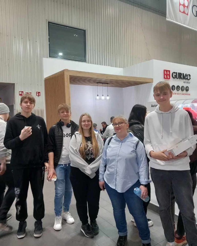 Słodkie inspiracje - uczniowie ZSZ 4 w Ostrołęce na targach Expo Sweet - zdjęcie #13 - eOstroleka.pl