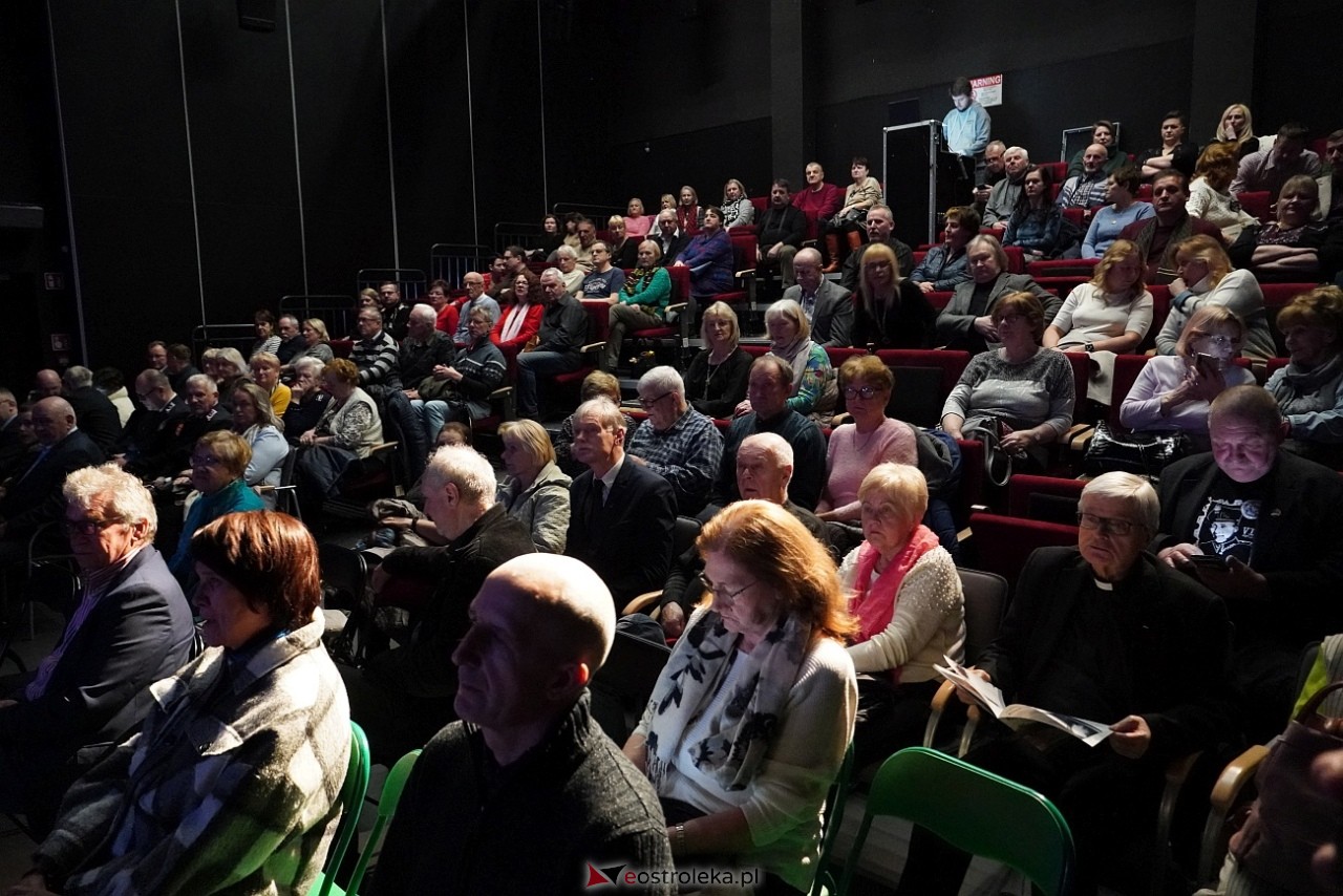 Ballady patriotyczne” – koncert Lecha Makowieckiego w Muzeum Żołnierzy Wyklętych [2.03.2024] - zdjęcie #13 - eOstroleka.pl