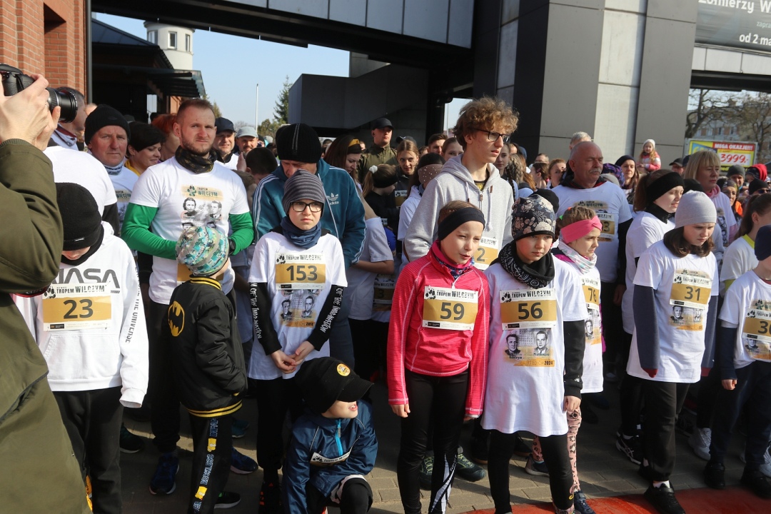 Bieg Tropem Wilczym 2024 [03.03.2024] - zdjęcie #275 - eOstroleka.pl