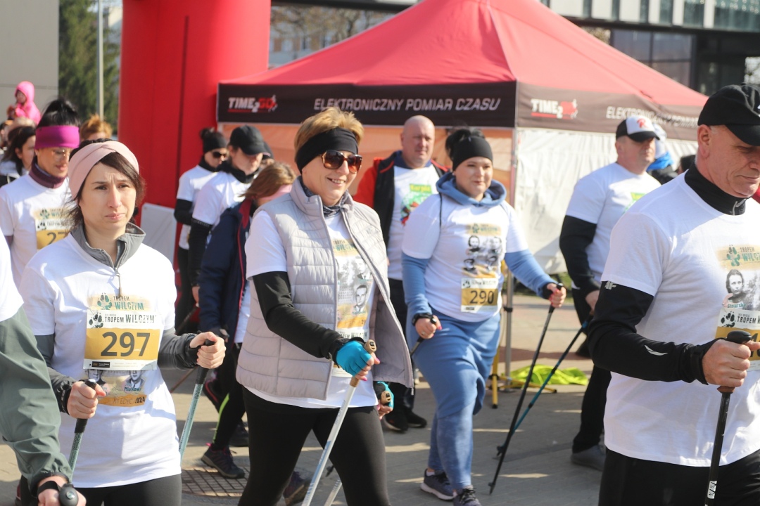 Bieg Tropem Wilczym 2024 [03.03.2024] - zdjęcie #200 - eOstroleka.pl