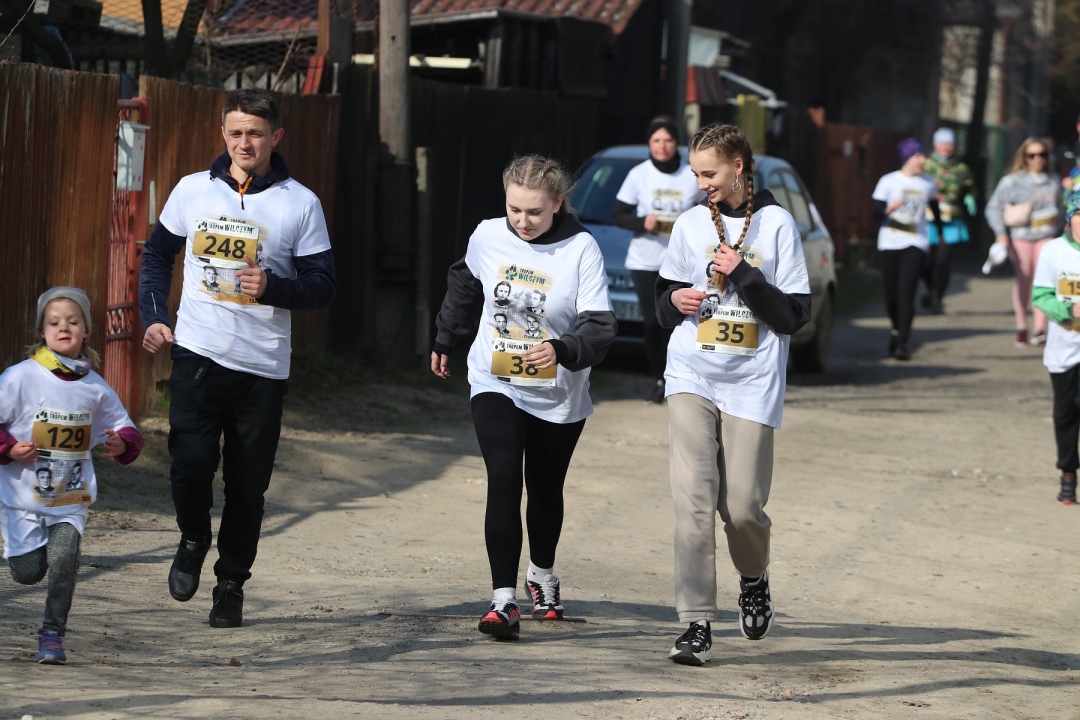 Bieg Tropem Wilczym 2024 [03.03.2024] - zdjęcie #175 - eOstroleka.pl